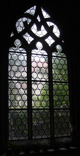 10 windows e.JPG